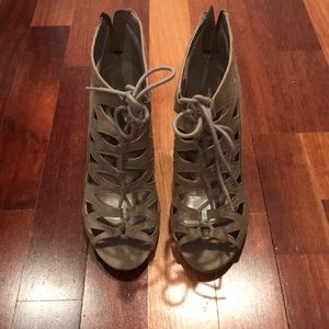 Chinese Laundry high heeled shoes